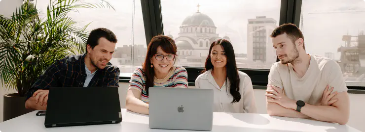 Kassatellen Crew Hovered